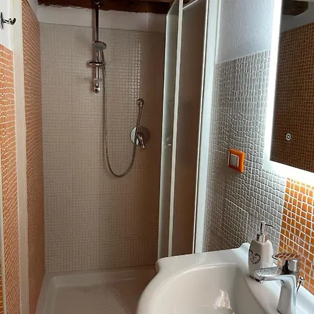 Lampionelli House B&B B&B